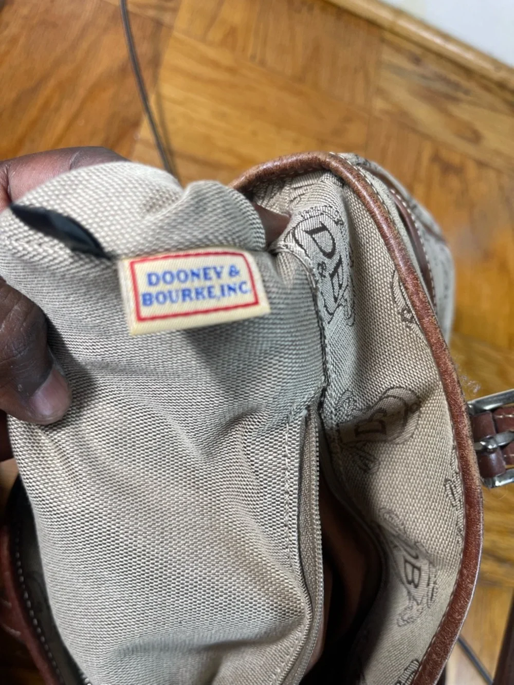 Dooney & Bourke Brown  work office Executive Satchel Signature Logo Canvas bag